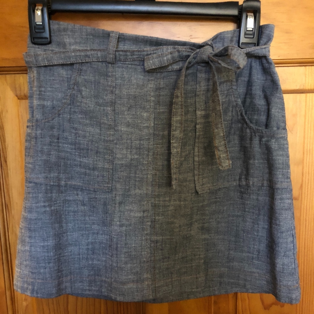 Cute grey tie waist skirt